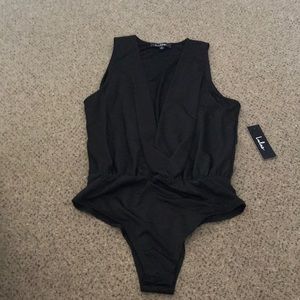 NWT Lulus deep V body suit